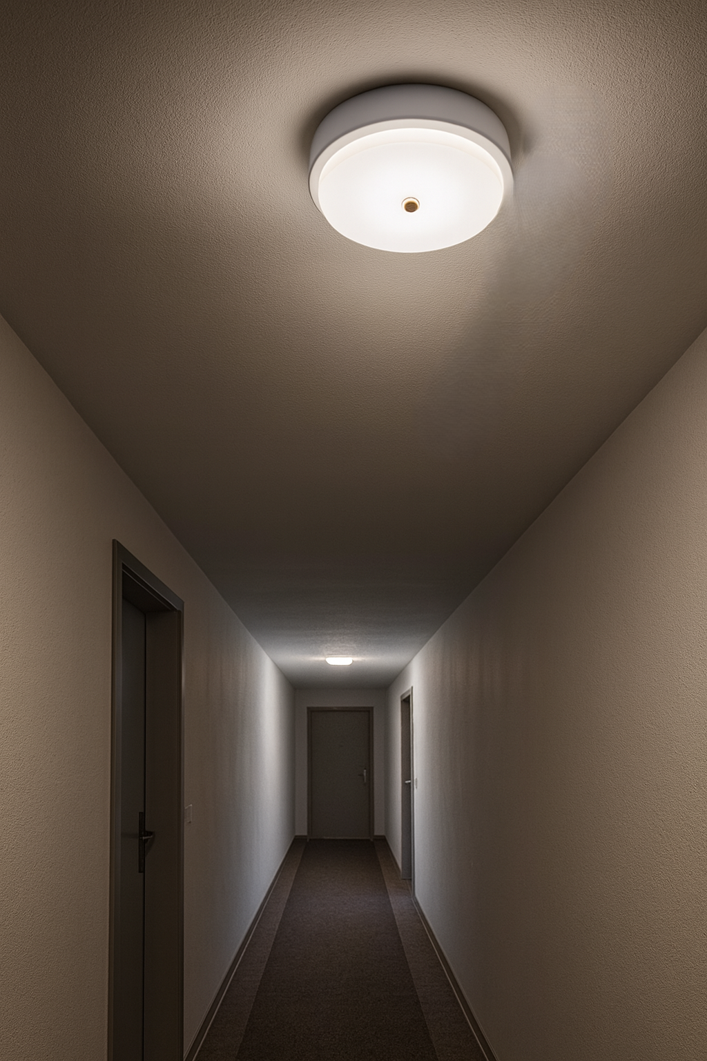 چراغ شارژی یوفو پلاس